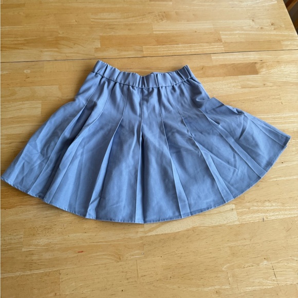 Garage Skirt - Picture 2 of 4